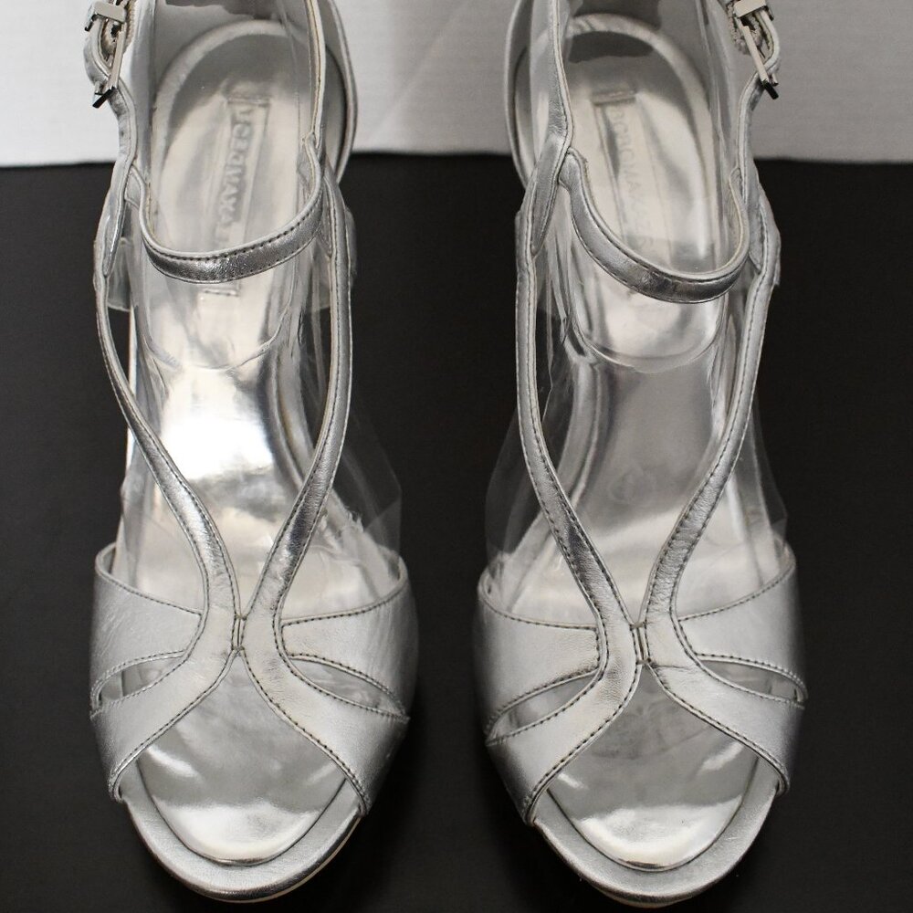 Stunning platinum BCBGMaxAzria stilettoes (approx 4.25 in)